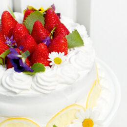 Jordgubbstårta med lemon curd