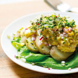 Vegetariskt Smörrebröd – Kartoffelmad med karrymayonnaise