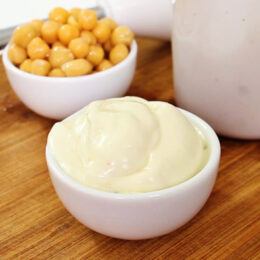 Äggfri majonnäs på kikärtsspad (vegan)