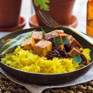 Vegetarisk svartpeppartofu med kokosris