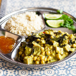 Vegetarisk Auberginegryta med jordnötssmör