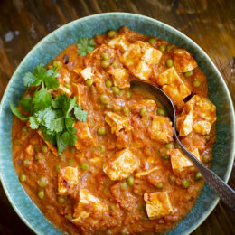 Vegetarisk mattar paneer (på tofu)