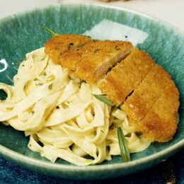 Bearnaisepasta med Like Crispy No Chicken