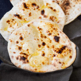 Indiska naan (bröd)