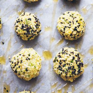 Citronfalafel på gula ärtor