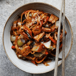 Shanghai fried noodles